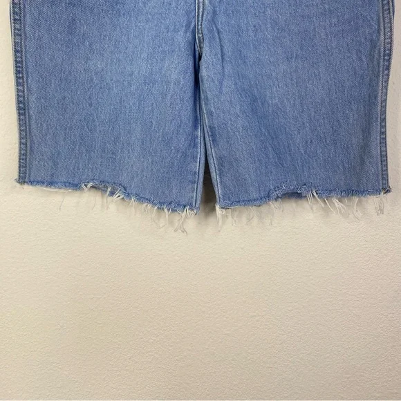 Wrangler Wanderer High Rise Women's Shorts 26x34 Light Wash Raw Hem Distressed - Picture 4 of 11